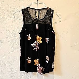 Black Floral & Lace Tank Top, Medium